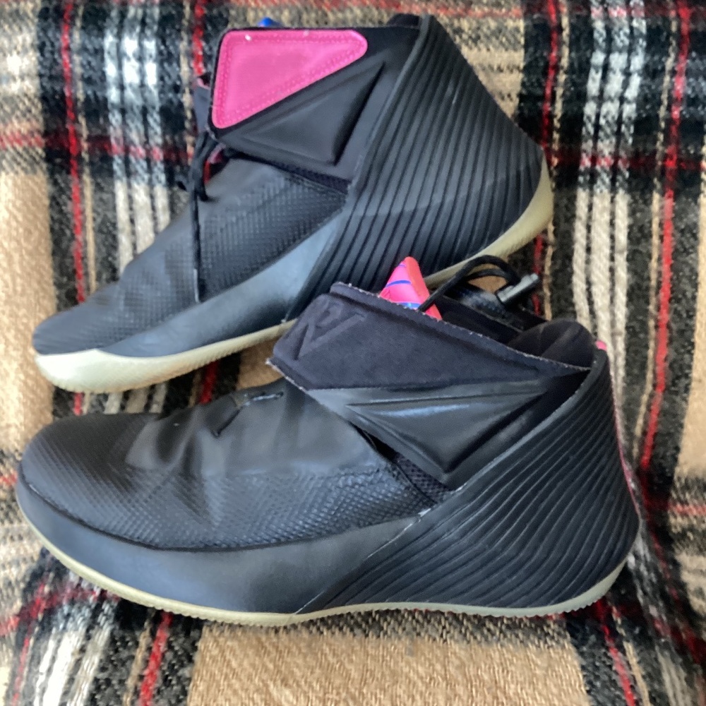 Nike Air Jordan Why Not U Zero basketball shoes